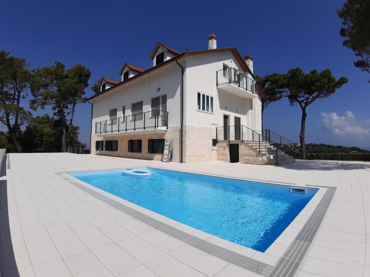 Villa De Ruschi Montacuto Exteriör bild