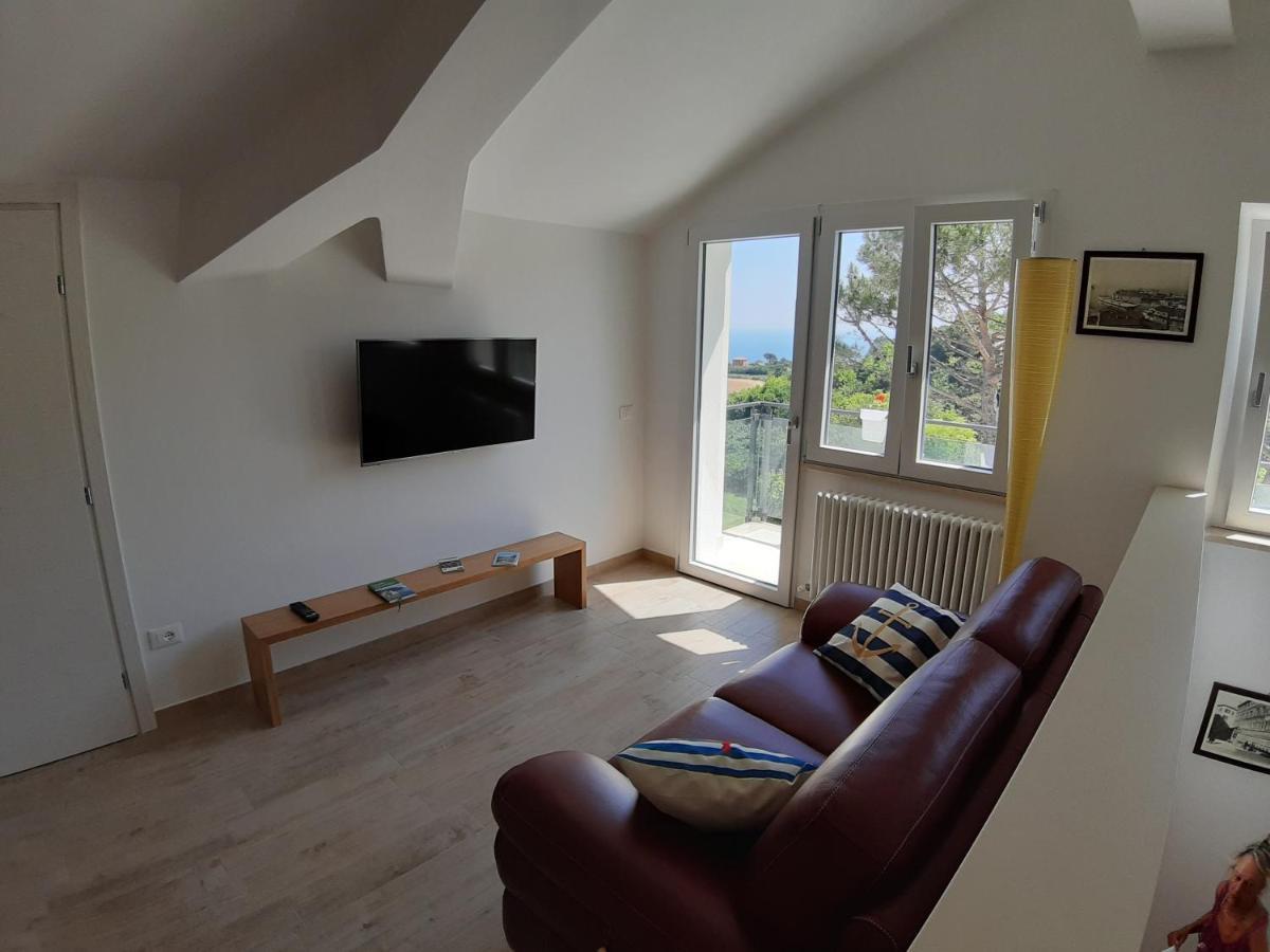Villa De Ruschi Montacuto Exteriör bild