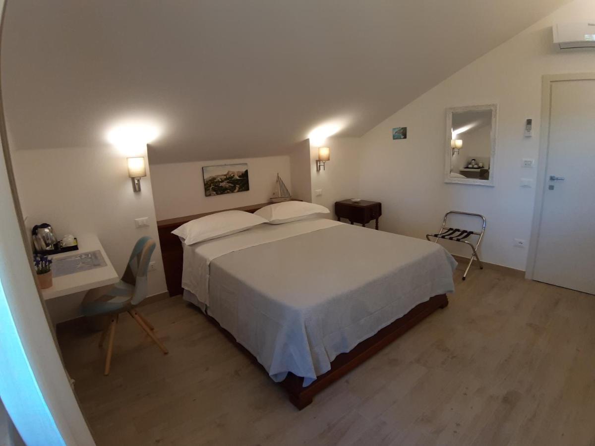 Villa De Ruschi Montacuto Exteriör bild
