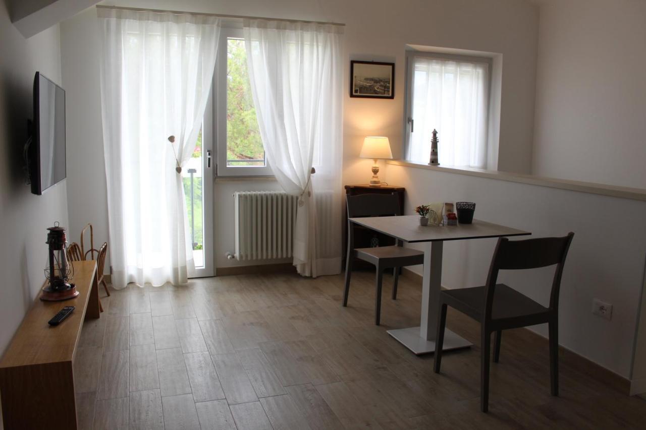 Villa De Ruschi Montacuto Exteriör bild