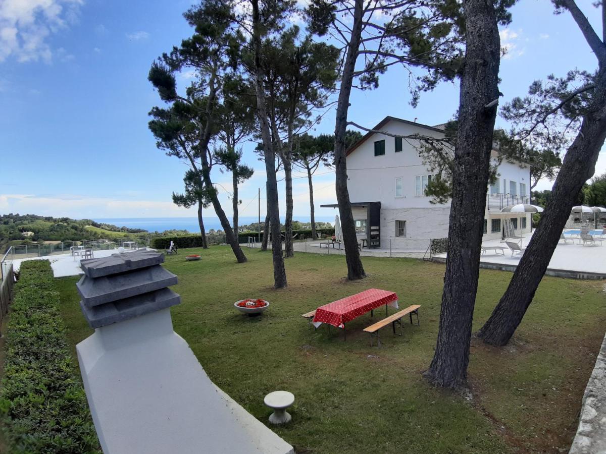 Villa De Ruschi Montacuto Exteriör bild